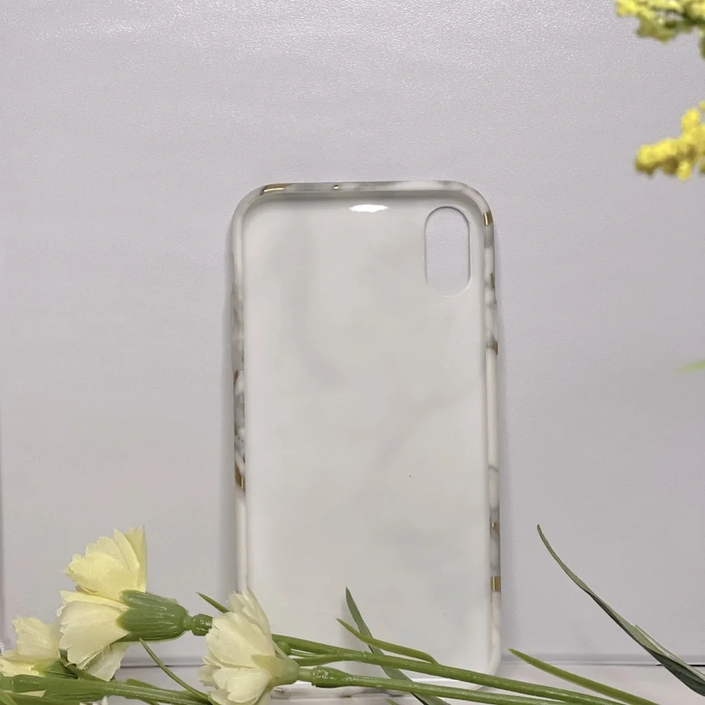 🔥 SALE Apple iPhone XR Phone Case | White Gold Marble